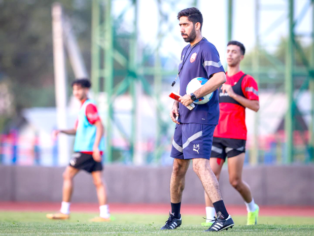 U23 team leave for Iraq camp
